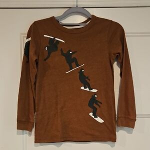 EUC Carter's Brown Long Sleeve Shirt with Snowboard Design Size 8